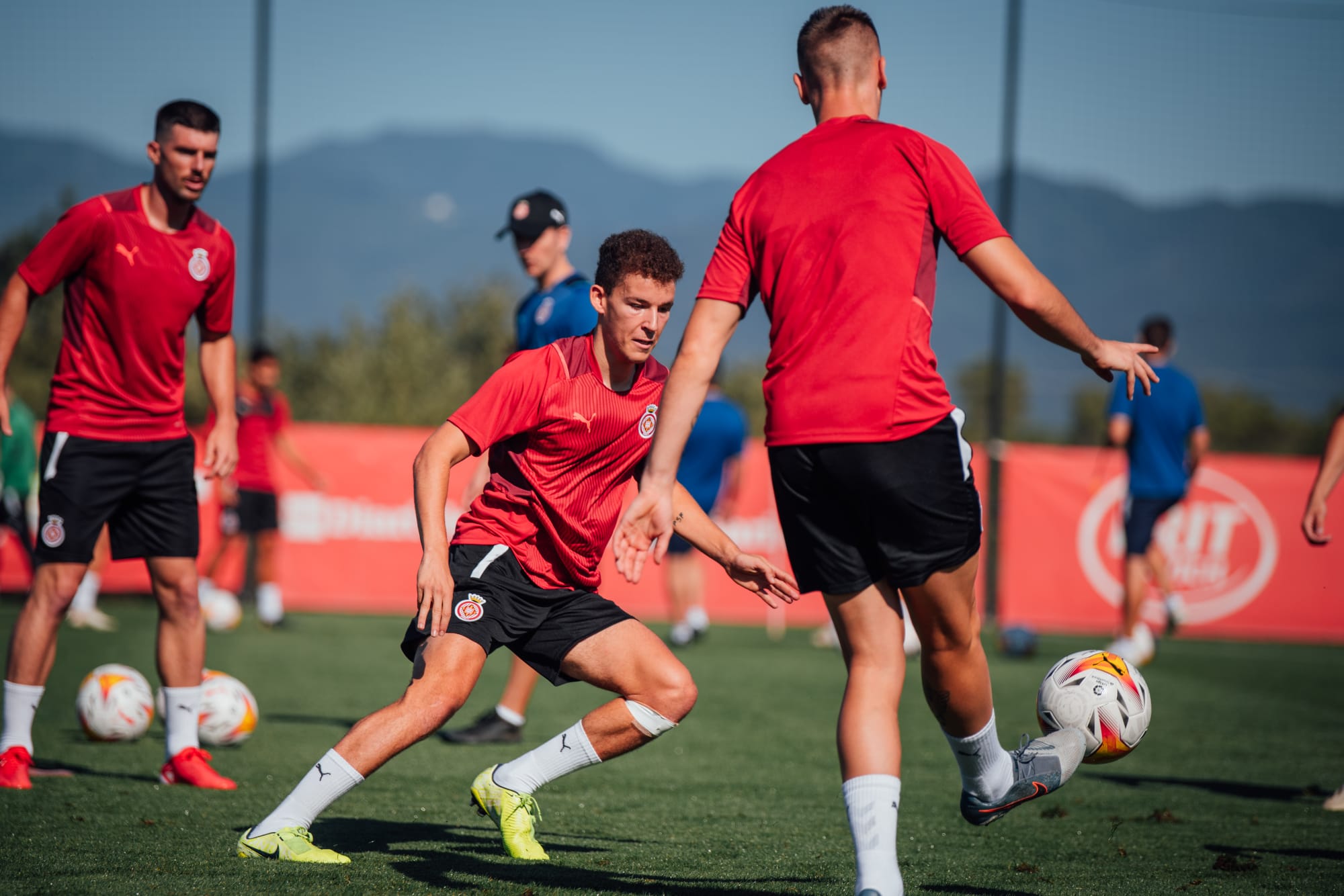 Jonathan Dubasin entrenando